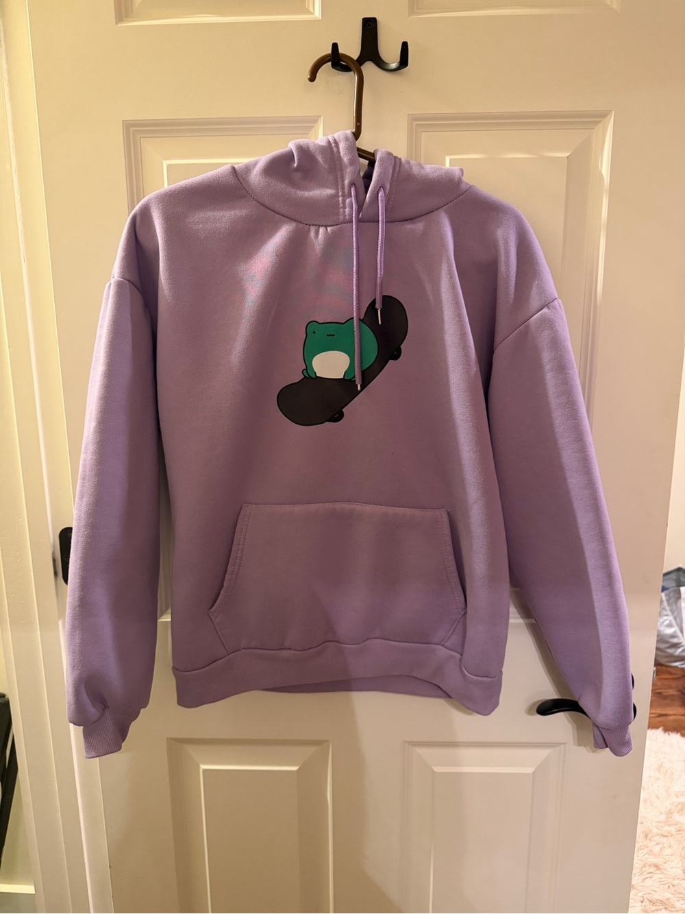 Lilac Frog Graphic Hoodie Sweatshirt